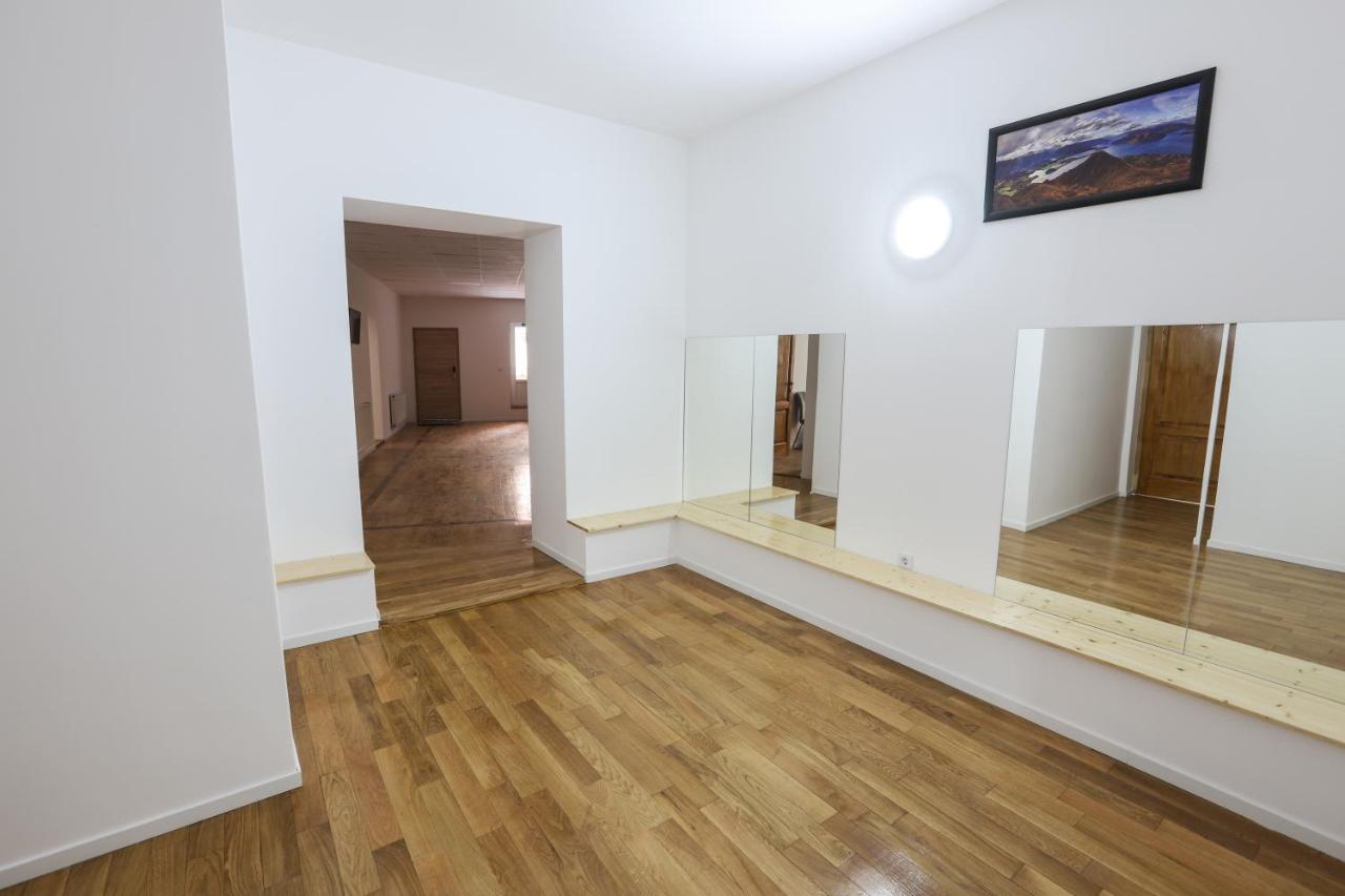 Floasiu Residence Guesthouse Sibiu Exterior photo